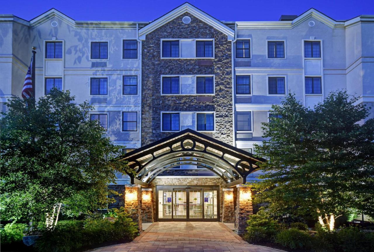 Homewood Suites By Hilton Eatontown Bagian luar foto