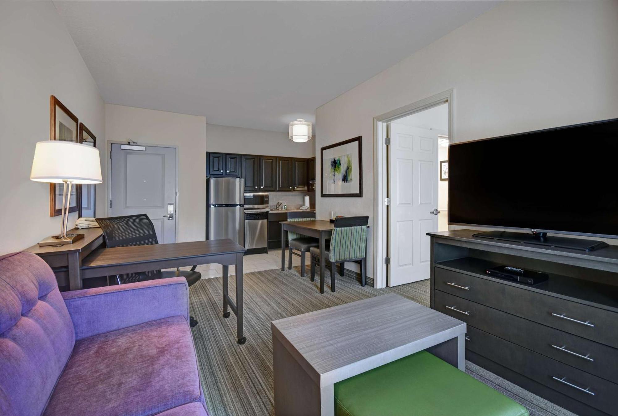 Homewood Suites By Hilton Eatontown Bagian luar foto