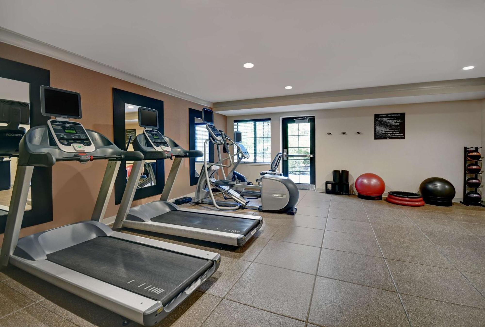 Homewood Suites By Hilton Eatontown Bagian luar foto