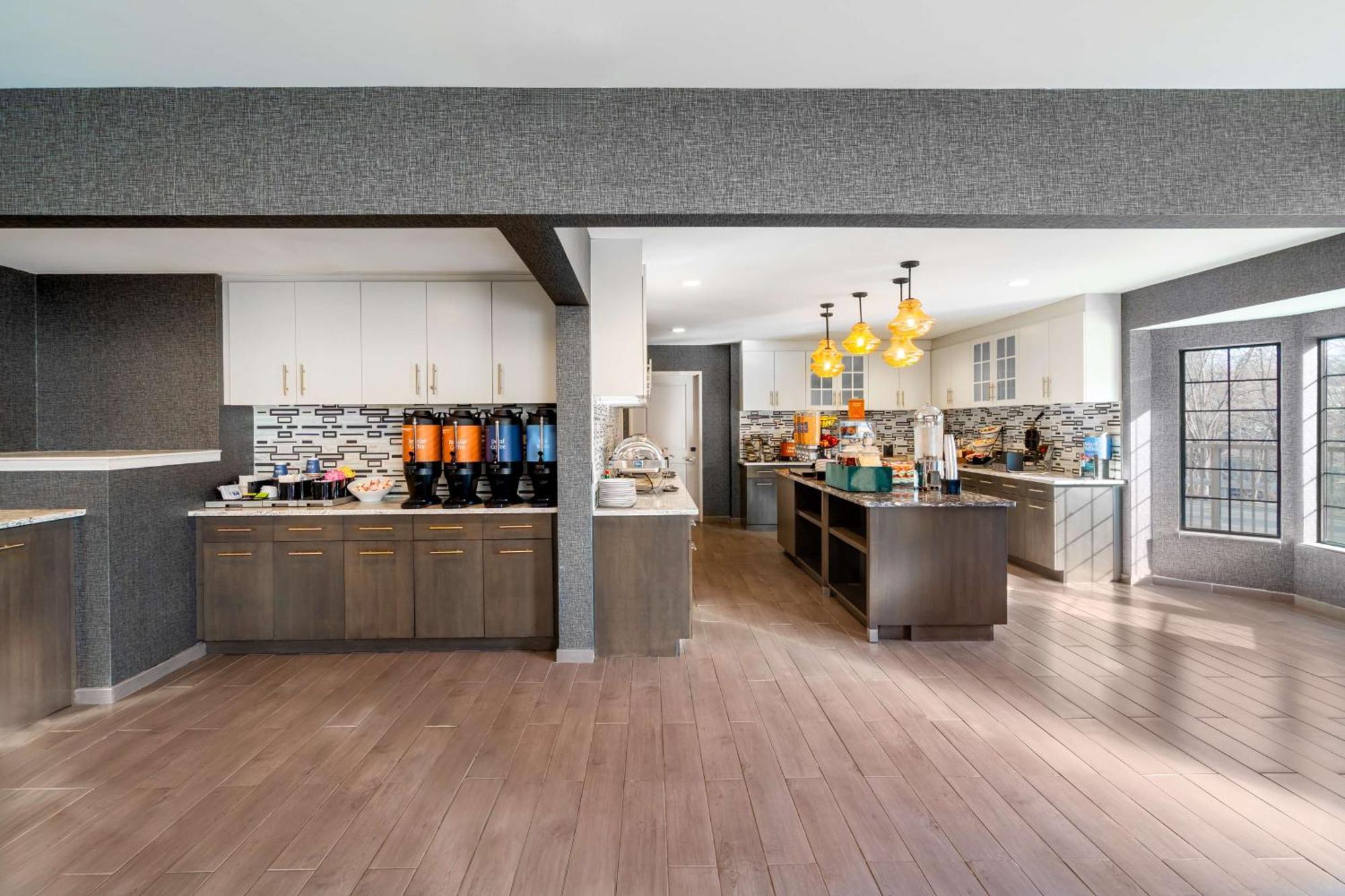Homewood Suites By Hilton Eatontown Bagian luar foto