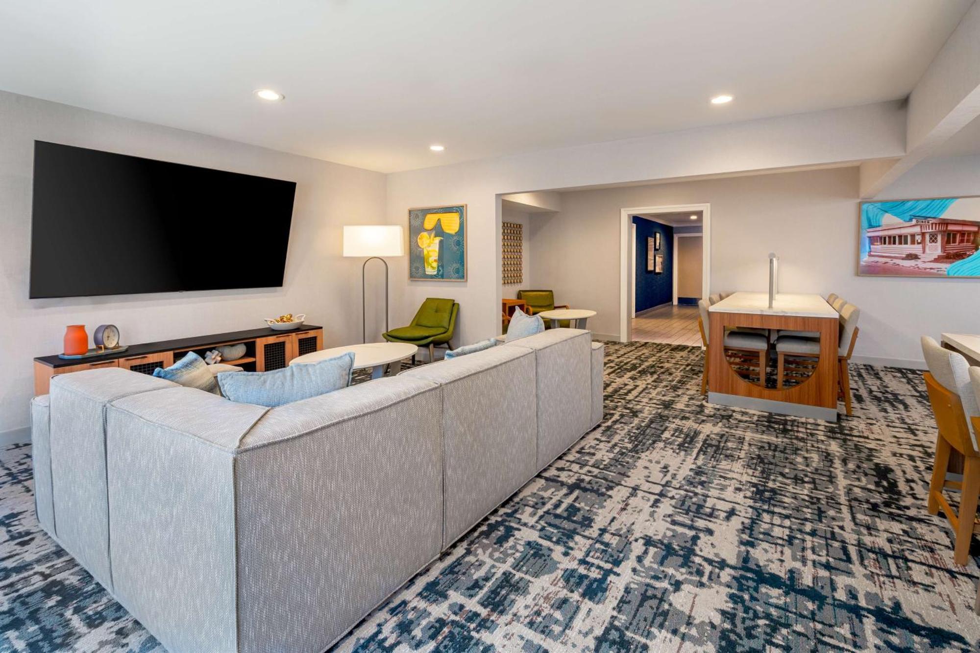 Homewood Suites By Hilton Eatontown Bagian luar foto
