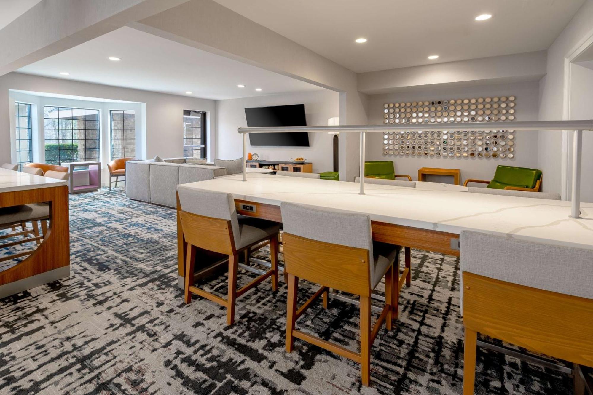 Homewood Suites By Hilton Eatontown Bagian luar foto